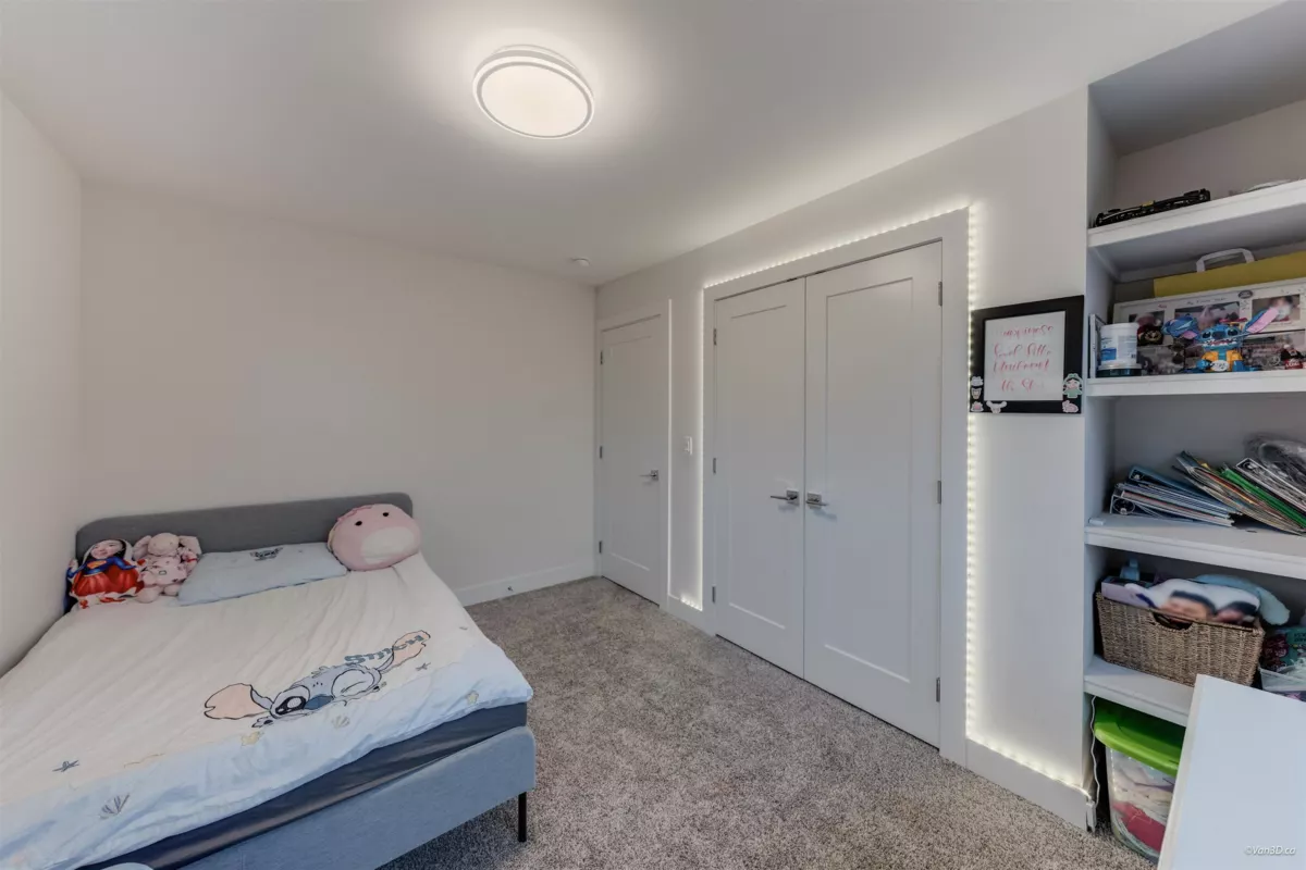 Entry Foyer Photo of 29 15177 60 Avenue, Surrey, BC