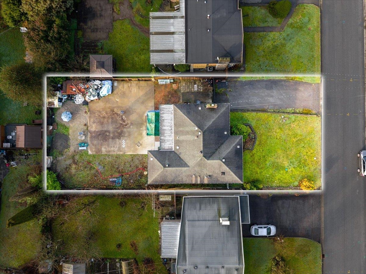 Living Room Photo of 518 Appian Way, Coquitlam, BC
