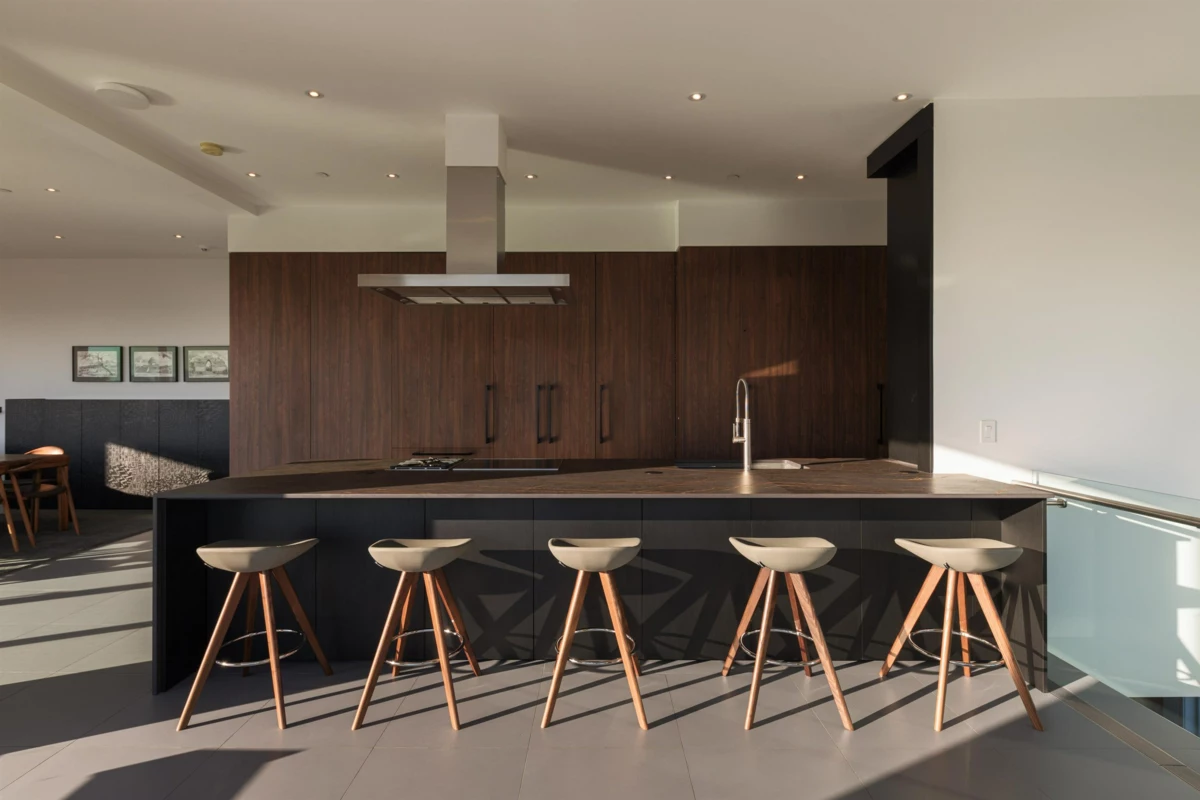 Basement Recreation Room Photo of 1715 22nd Street, West Vancouver, BC