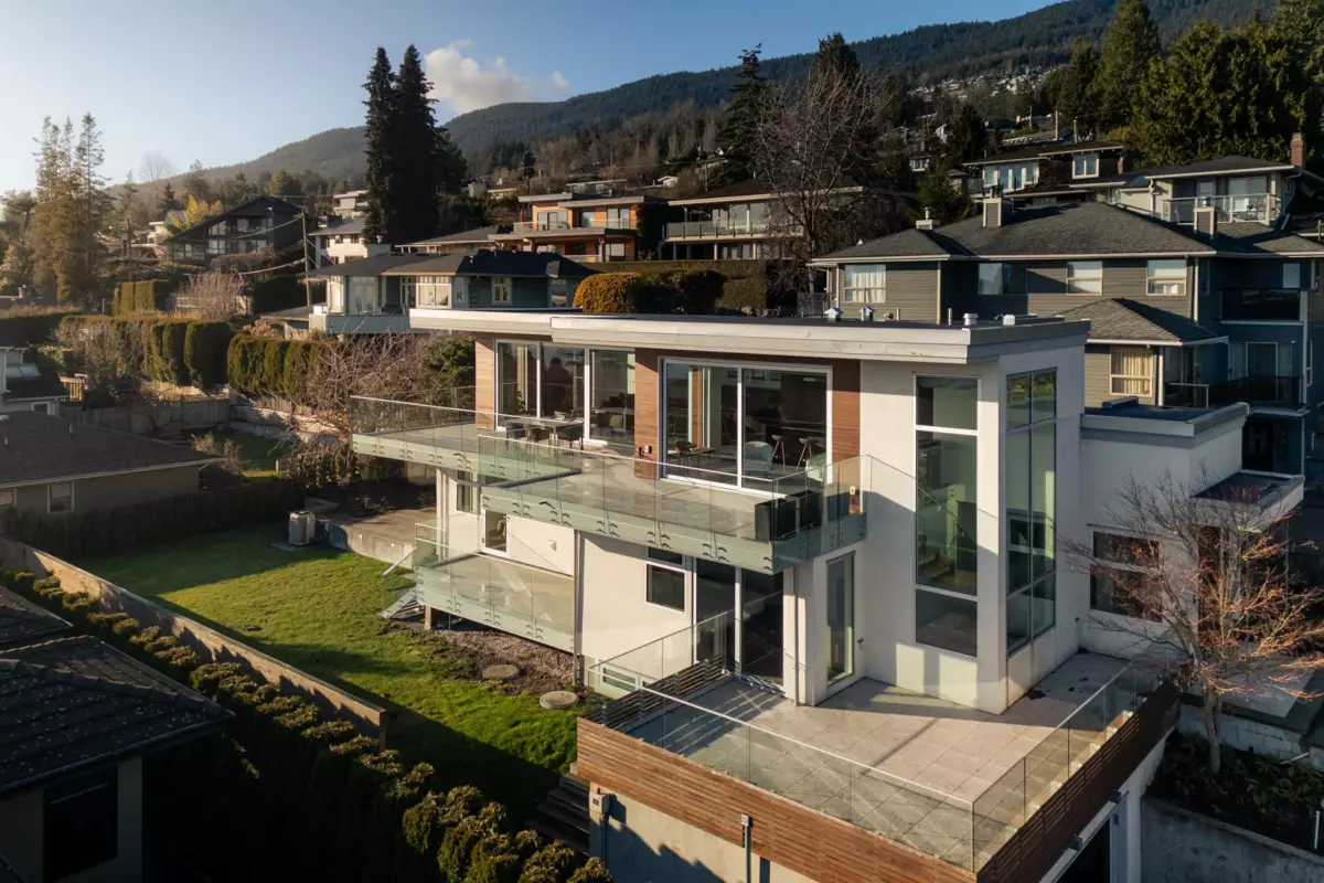 Community Amenities Photo (Clubhouse) of 1715 22nd Street, West Vancouver, BC