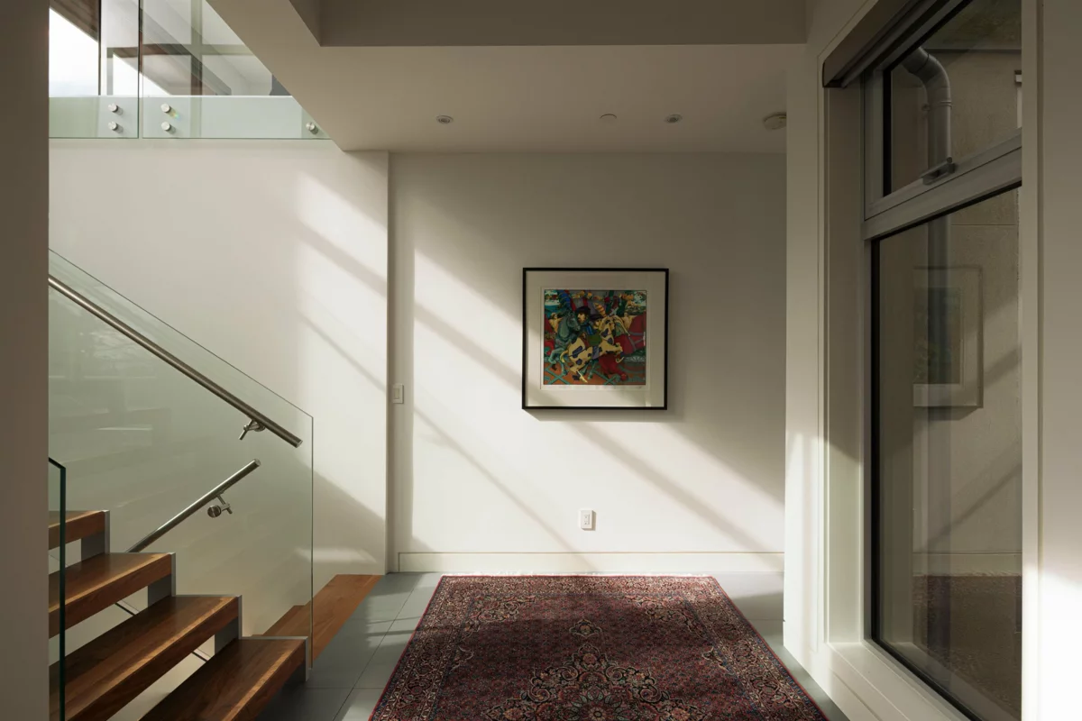 Hallway Photo of 1715 22nd Street, West Vancouver, BC