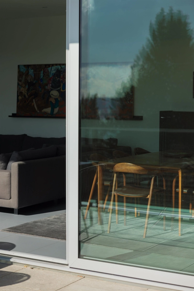 Walk-In Closet Photo of 1715 22nd Street, West Vancouver, BC