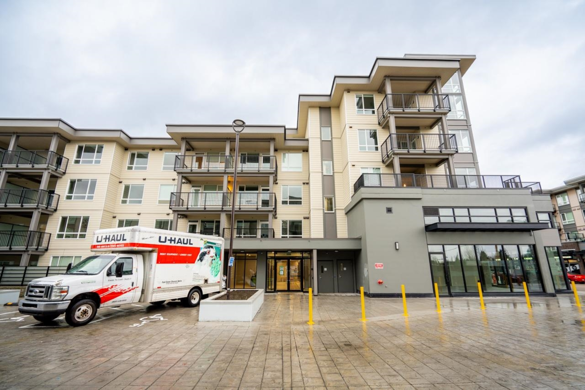Basement Recreation Room Photo of 430 23200 Gilley Road, Richmond, BC