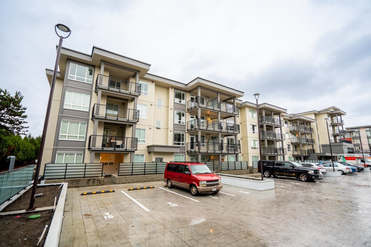Laundry Room Photo of 430 23200 Gilley Road, Richmond, BC