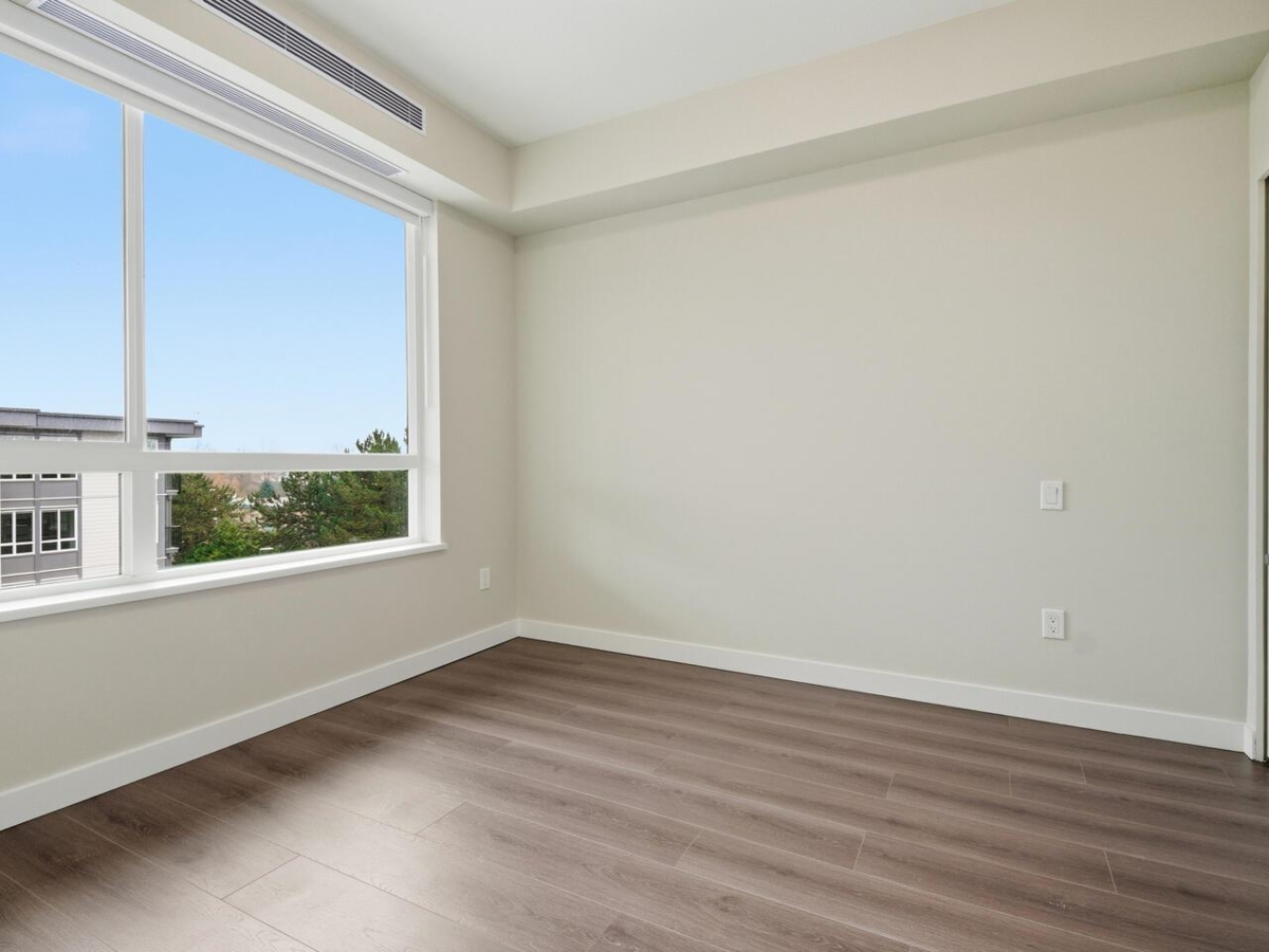 Primary Bedroom Photo of 430 23200 Gilley Road, Richmond, BC