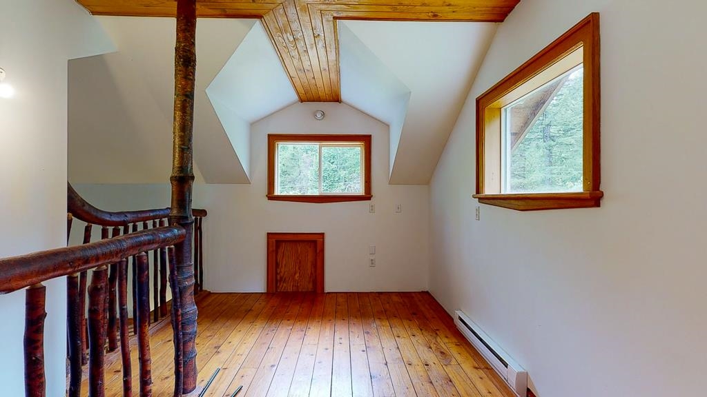 Loft / Bonus Room Photo of 722 West Bay Road, Gambier Island, BC
