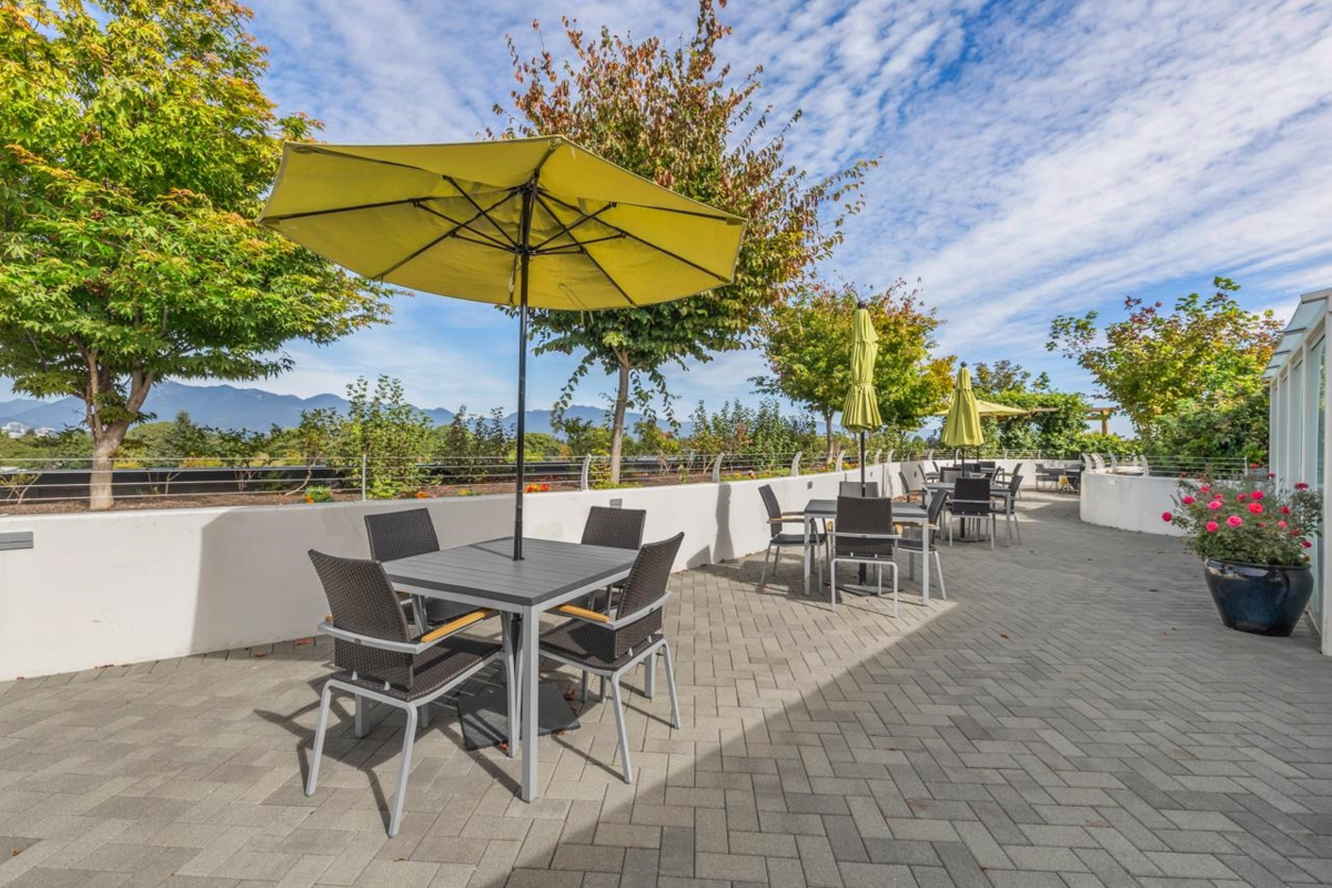 Garden / Landscaping Photo of 104 438 W King Edward Avenue, Vancouver, BC