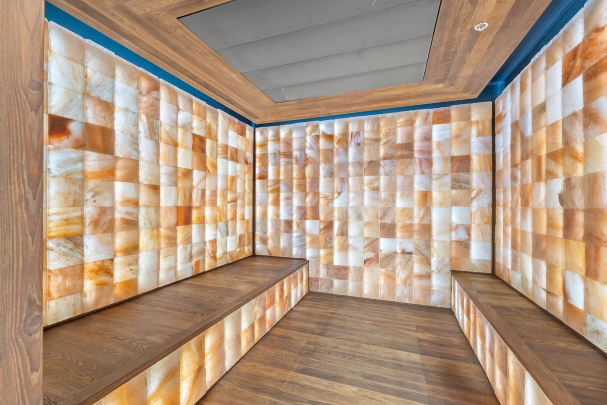 Swimming Pool Photo of 104 438 W King Edward Avenue, Vancouver, BC