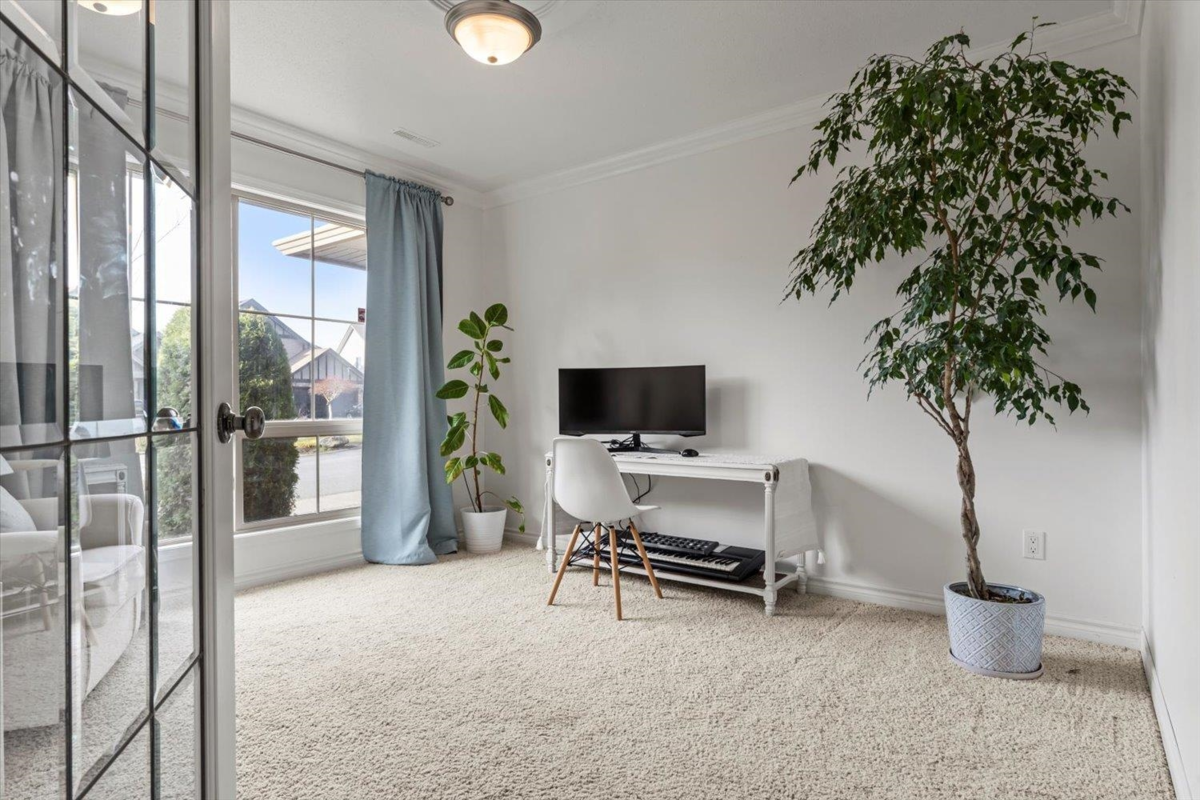 Dining Area Photo of 50950 Ford Creek Place, Chilliwack, BC