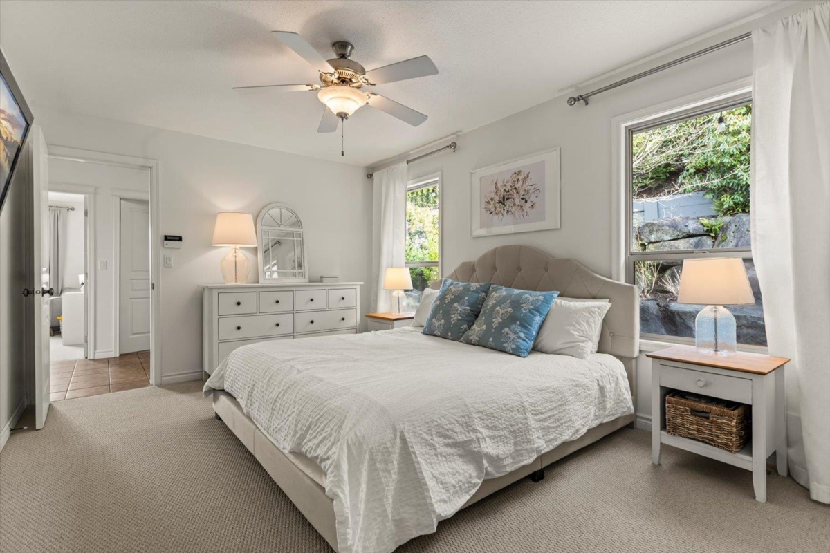 Entry Foyer Photo of 50950 Ford Creek Place, Chilliwack, BC