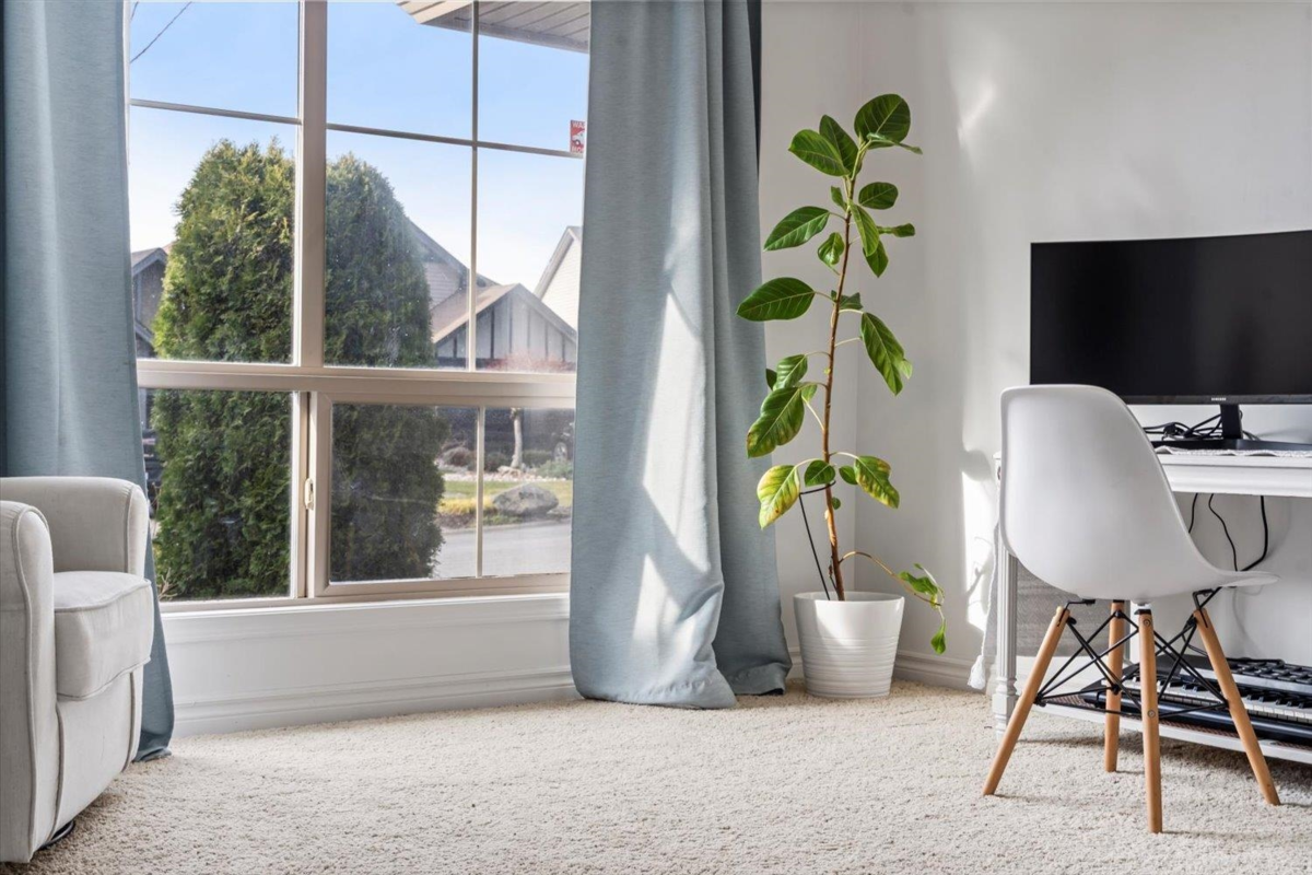 Kitchen Photo of 50950 Ford Creek Place, Chilliwack, BC