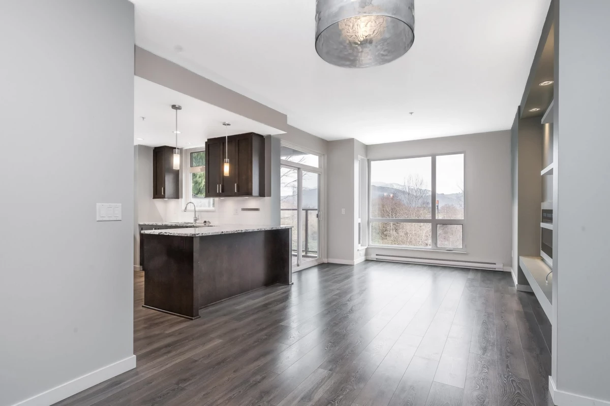 Dining Area Photo of 101 2242 Whatcom Road, Abbotsford, BC