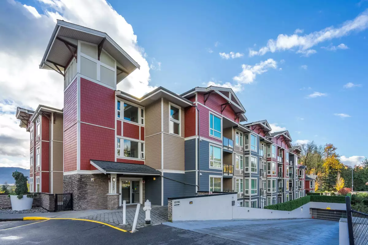 Exterior Rear Photo of 101 2242 Whatcom Road, Abbotsford, BC