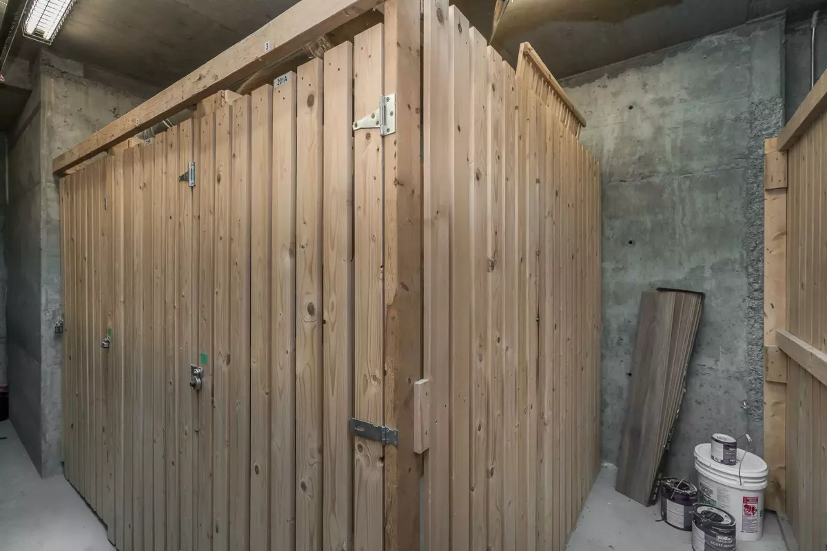 Front Yard Photo of 101 2242 Whatcom Road, Abbotsford, BC