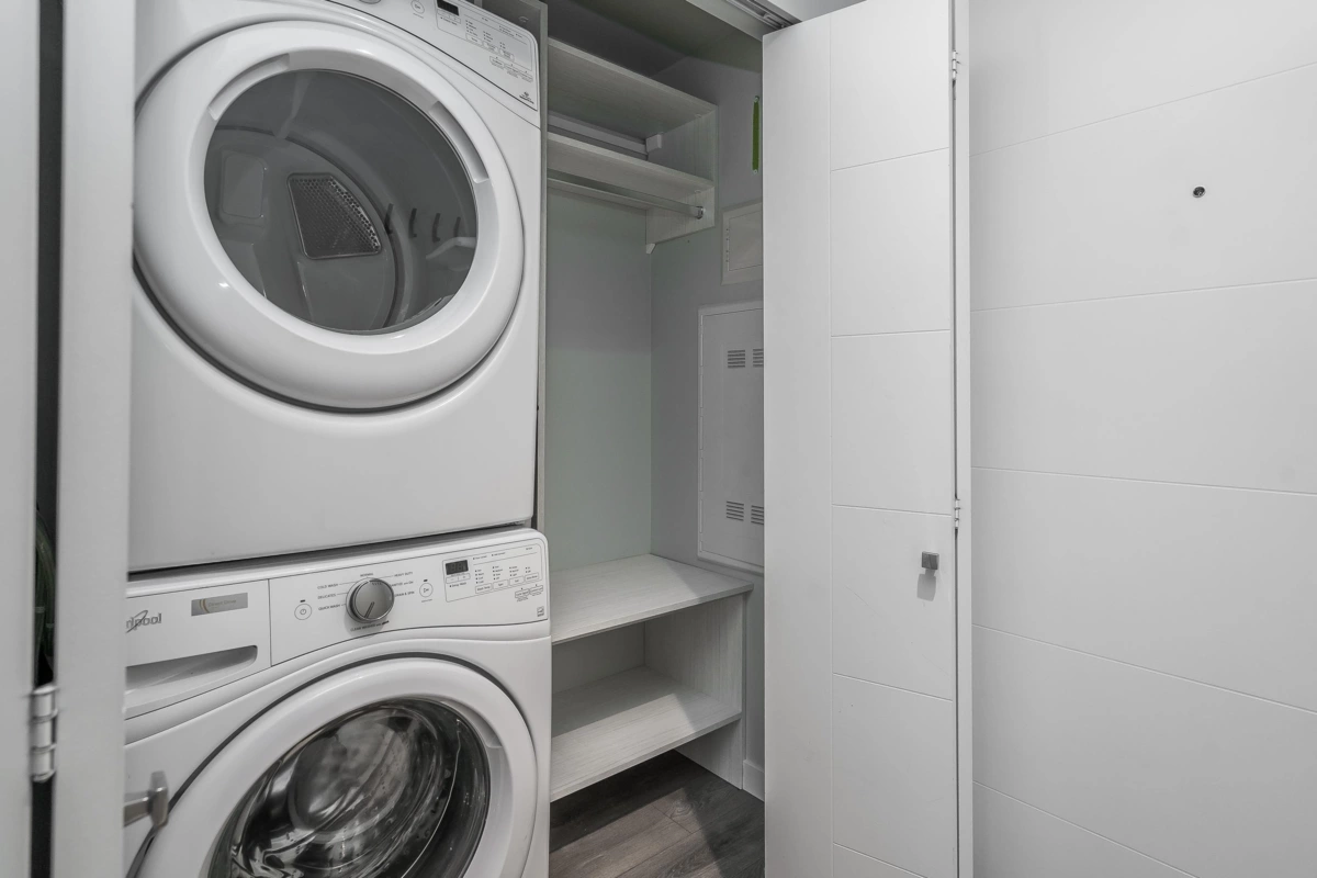 Staircase Photo of 101 2242 Whatcom Road, Abbotsford, BC