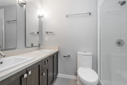 Hallway Photo of 101 2242 Whatcom Road, Abbotsford, BC