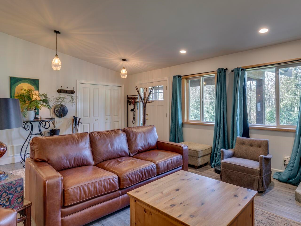 Bedroom 2 Photo of 36478 Cascade Ridge Drive, Mission, BC