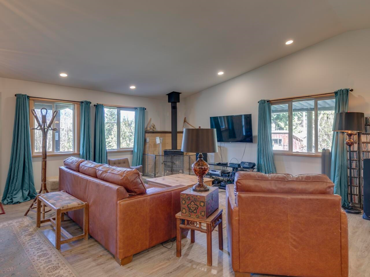 Primary Bedroom Photo of 36478 Cascade Ridge Drive, Mission, BC