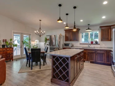 Breakfast Nook Photo of 36478 Cascade Ridge Drive, Mission, BC