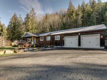 36478 Cascade Ridge Drive, Mission, BC, Mission — Single Family Residence for sale