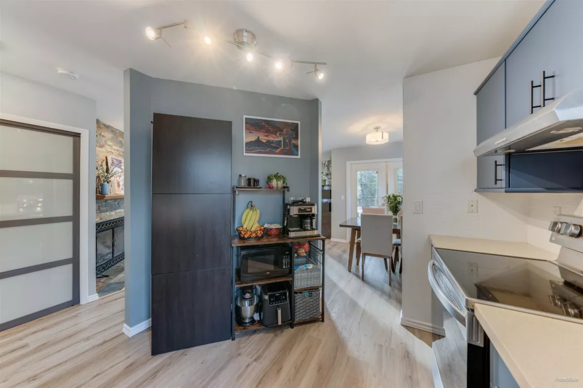 Guest Bathroom Photo of 49 98 Begin Street, Coquitlam, BC