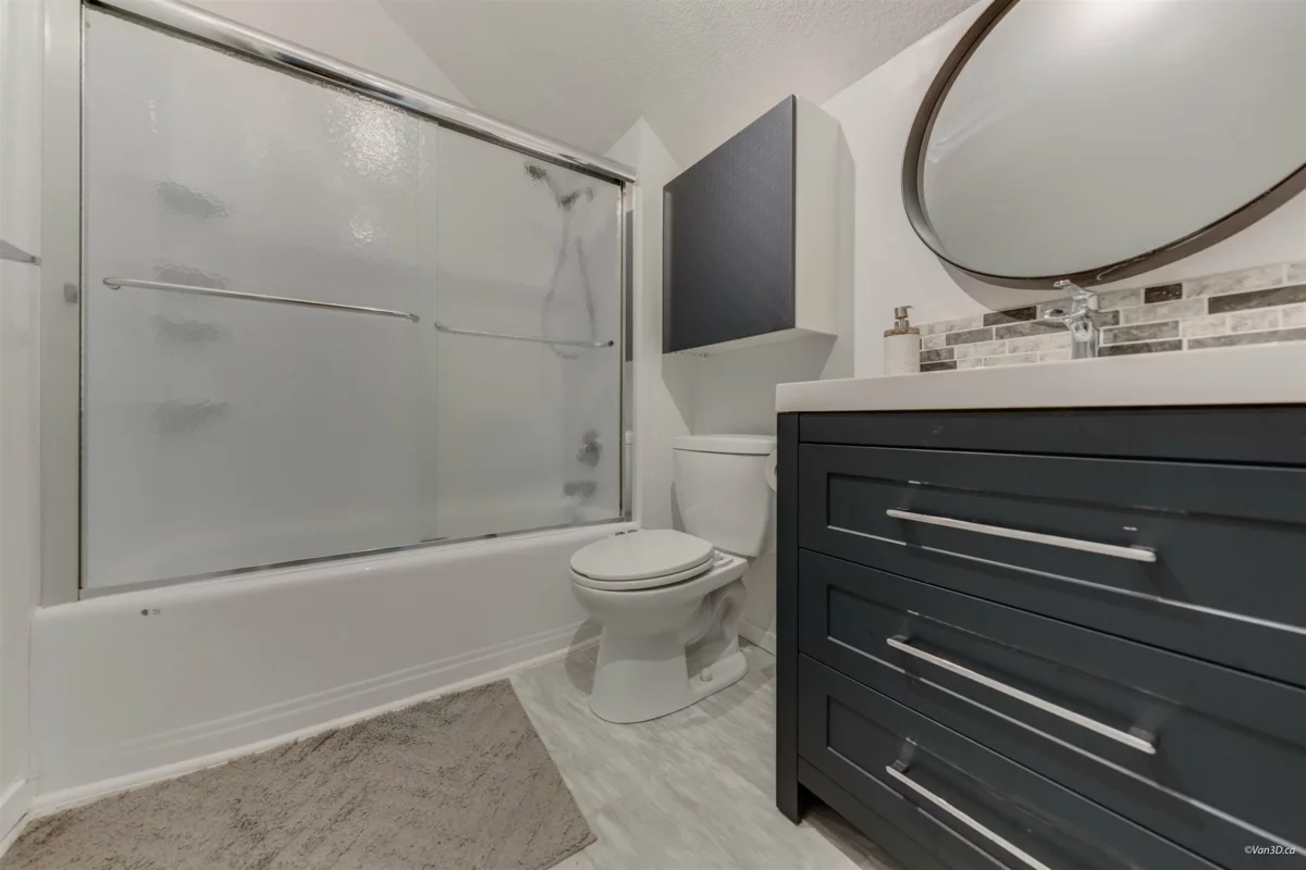 Hallway Photo of 49 98 Begin Street, Coquitlam, BC