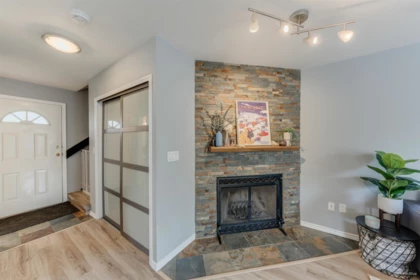 49 98 Begin Street, Coquitlam, BC
