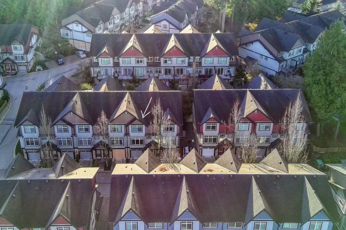 Garden / Landscaping Photo of 100 6299 144 Street, Surrey, BC