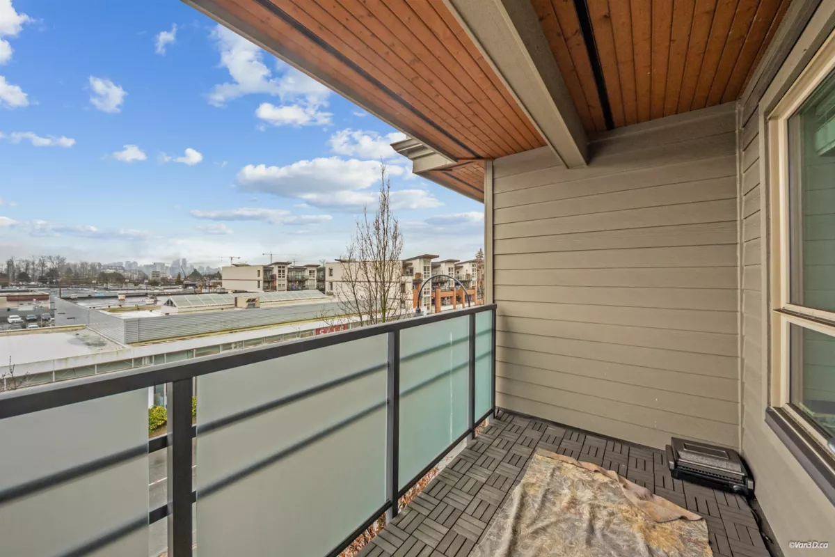 Mudroom Photo of 408 1673 Lloyd Avenue, North Vancouver, BC