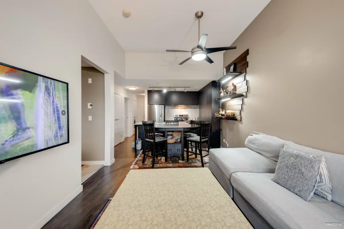 Walk-In Closet Photo of 408 1673 Lloyd Avenue, North Vancouver, BC