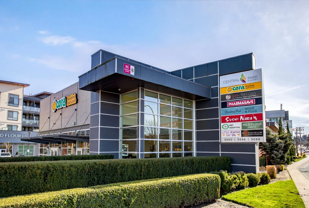 Garden / Landscaping Photo of 502 3080 Gladwin Road, Abbotsford, BC