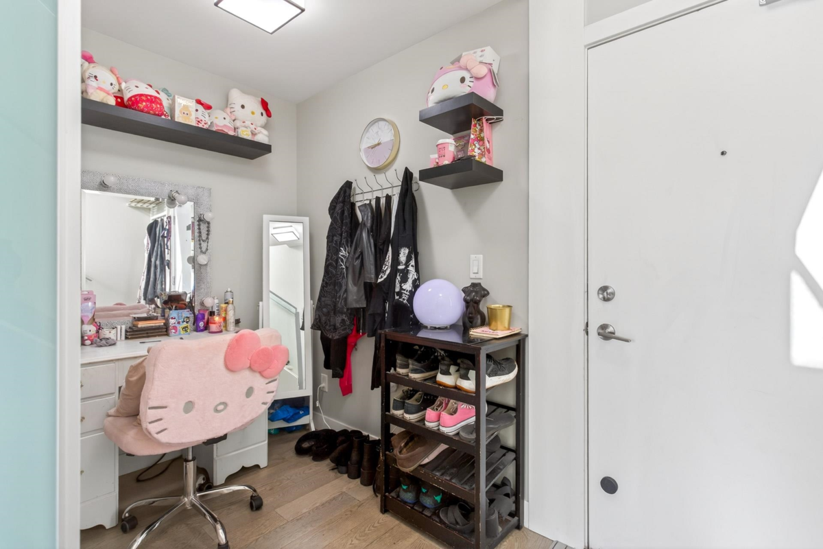 Living Room Photo of 502 3080 Gladwin Road, Abbotsford, BC