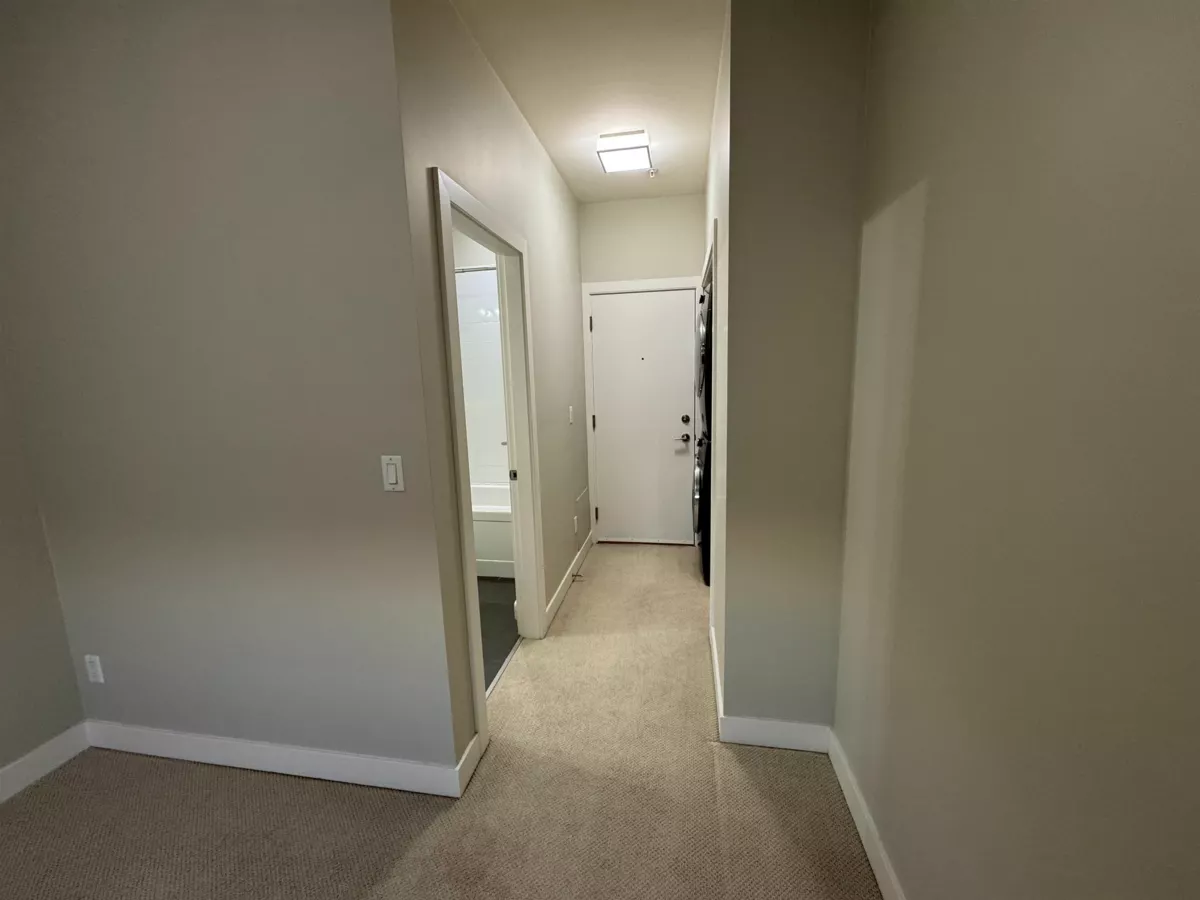 Loft / Bonus Room Photo of 502 3080 Gladwin Road, Abbotsford, BC