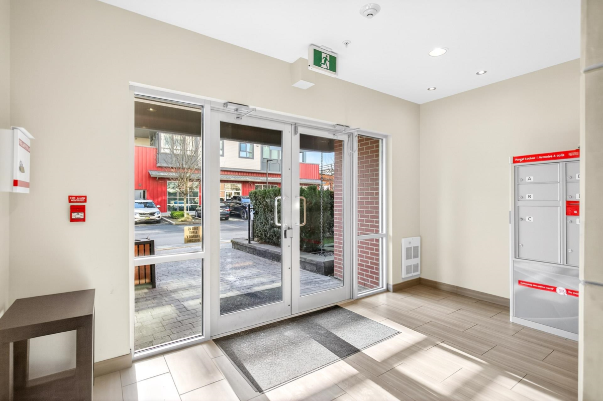 Outdoor Deck Photo of 502 3080 Gladwin Road, Abbotsford, BC