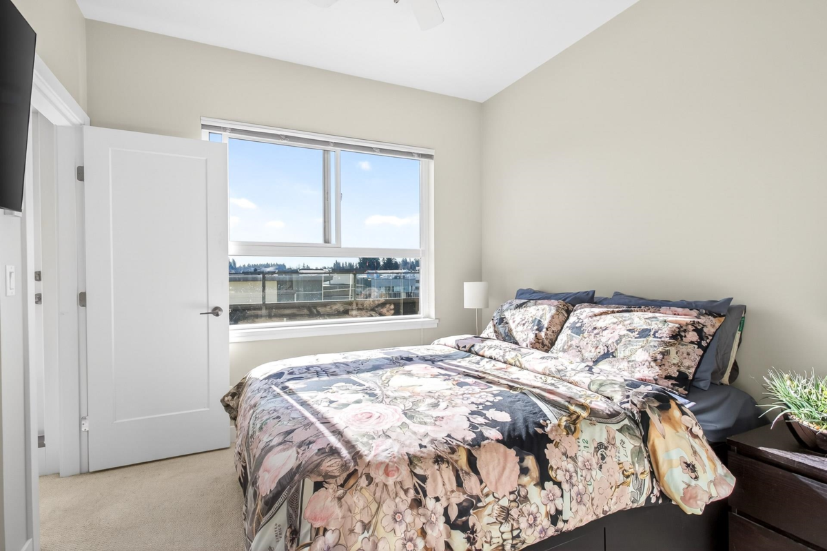 Powder Room Photo of 502 3080 Gladwin Road, Abbotsford, BC