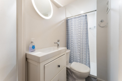 Laundry Room Photo of 2060 Deep Cove Crescent, North Vancouver, BC