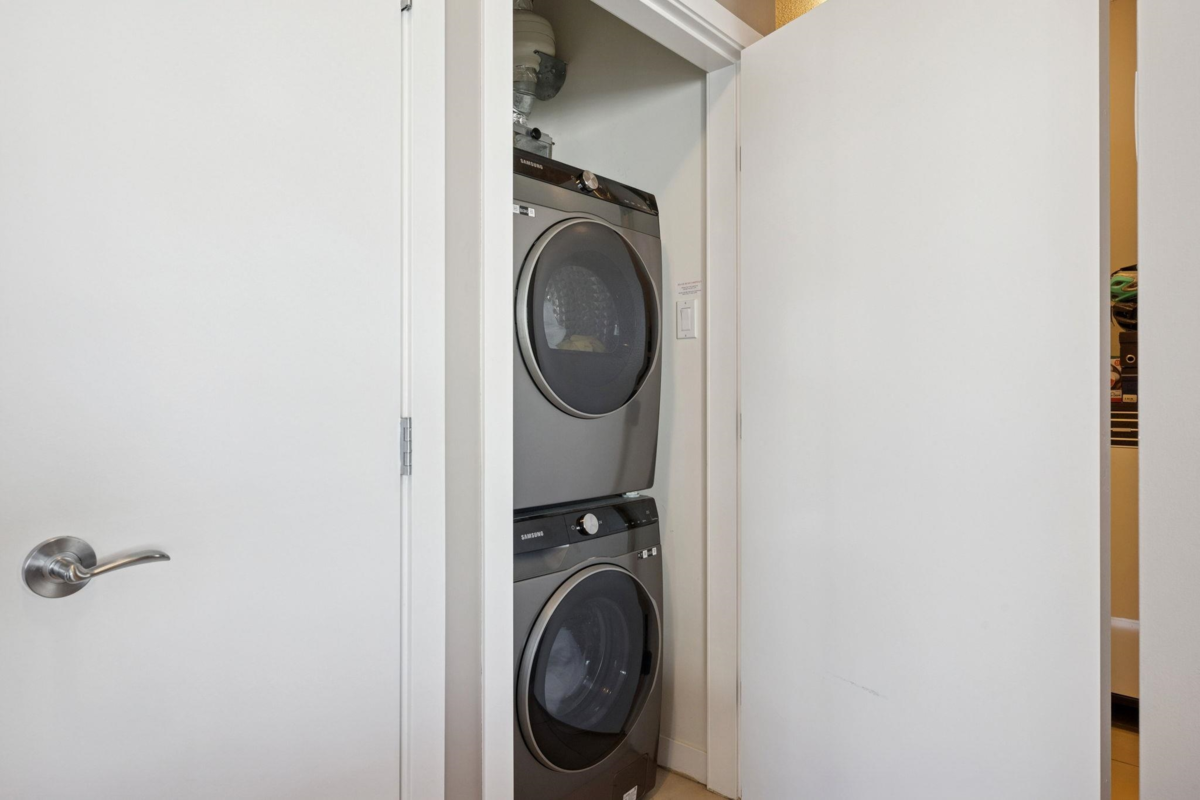 Basement Recreation Room Photo of 808 6888 Alderbridge Way, Richmond, BC