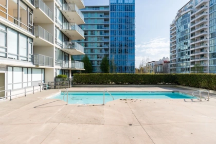 Hot Tub / Spa Photo of 808 6888 Alderbridge Way, Richmond, BC