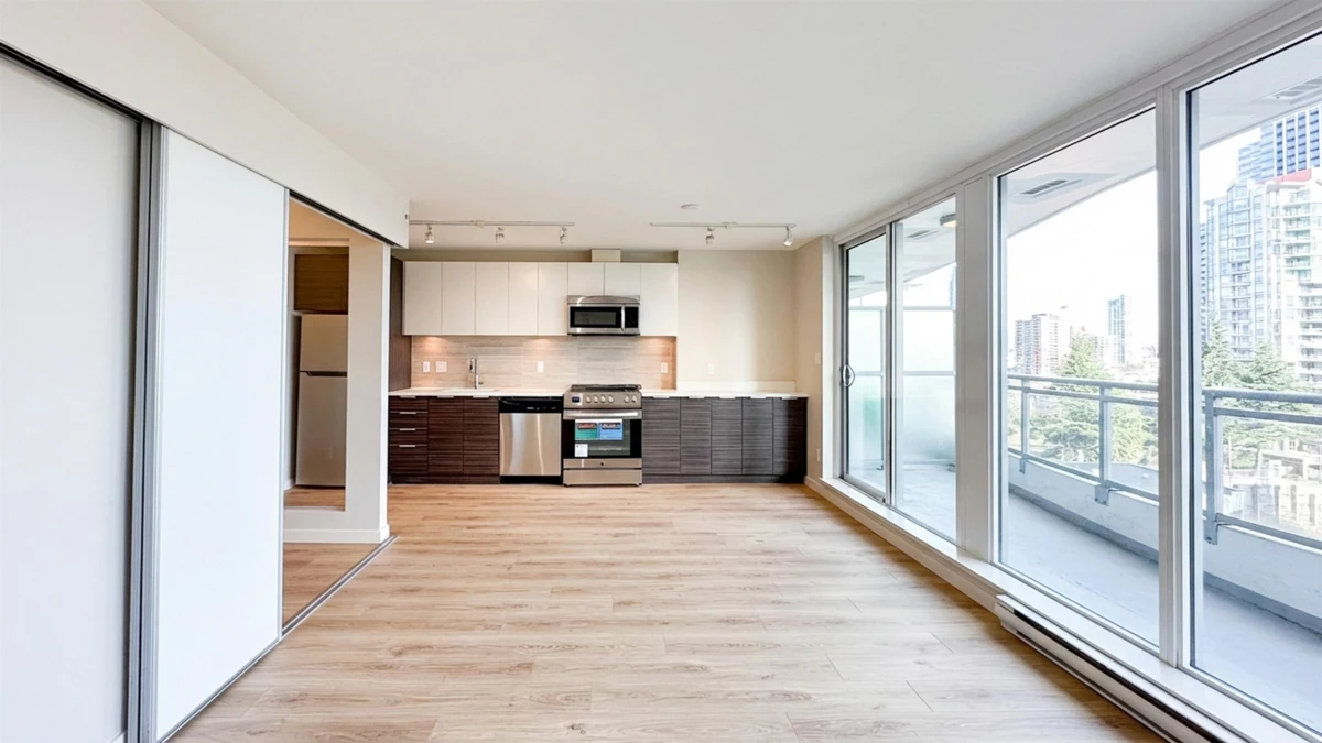 Dining Area Photo of 705 13303 Central Avenue, Surrey, BC