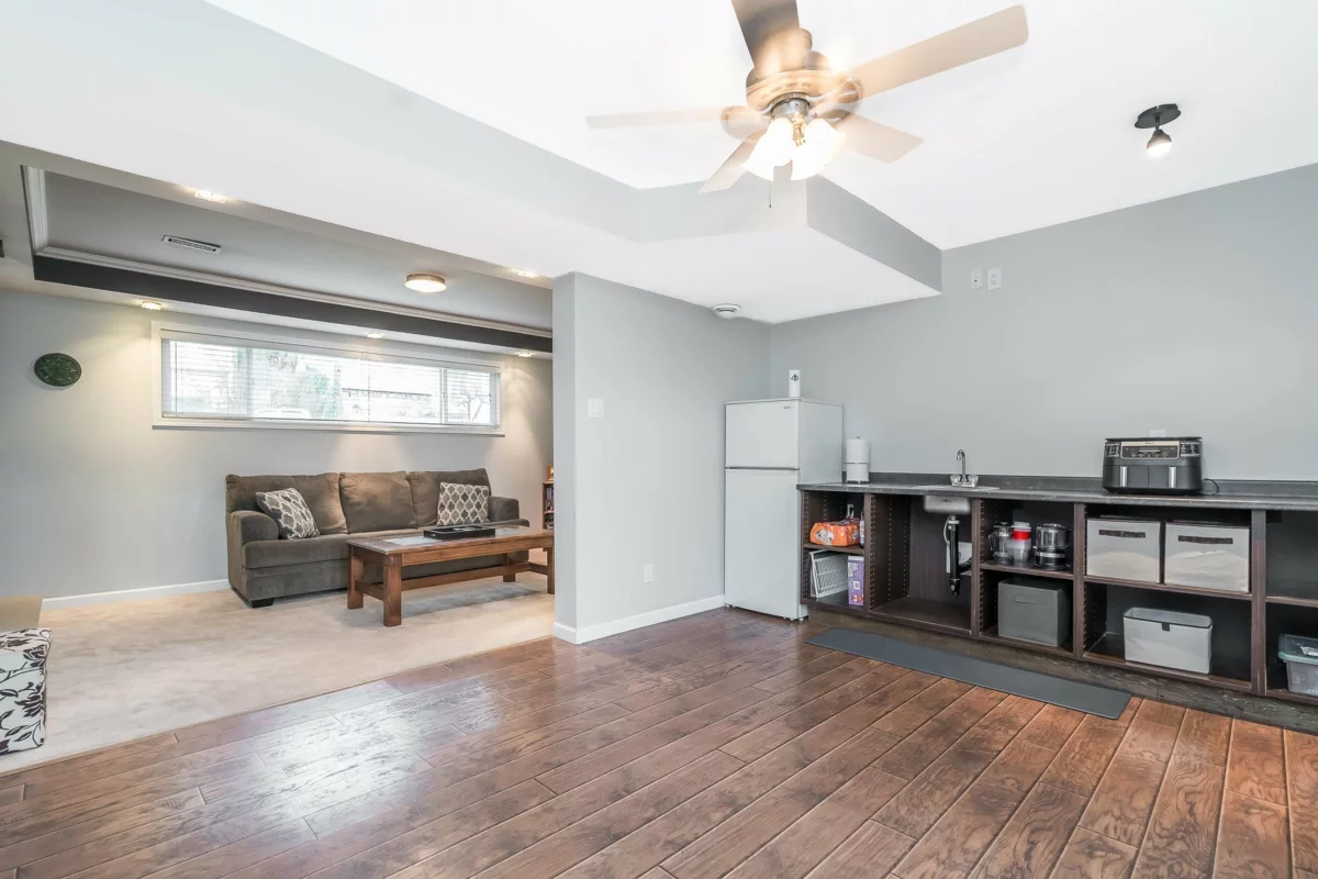 Entry Foyer Photo of 35104 Spencer Street, Abbotsford, BC
