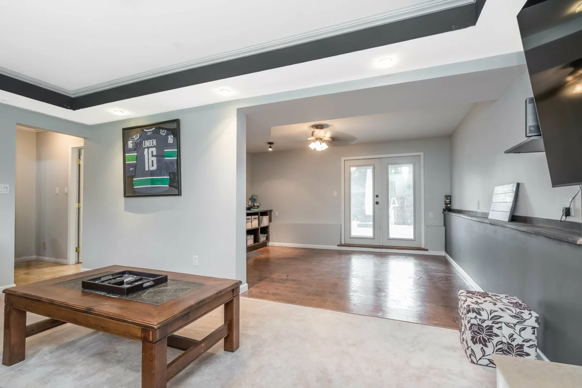 Laundry Room Photo of 35104 Spencer Street, Abbotsford, BC