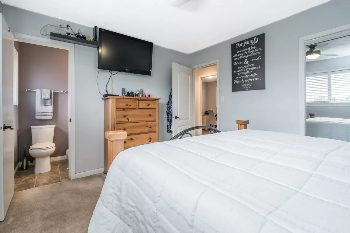 Office / Den Photo of 35104 Spencer Street, Abbotsford, BC