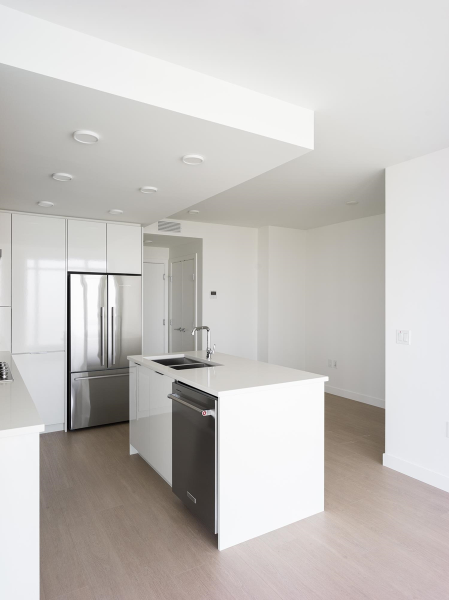 Primary Bathroom Photo of 2402 7683 Park Crescent, Burnaby, BC