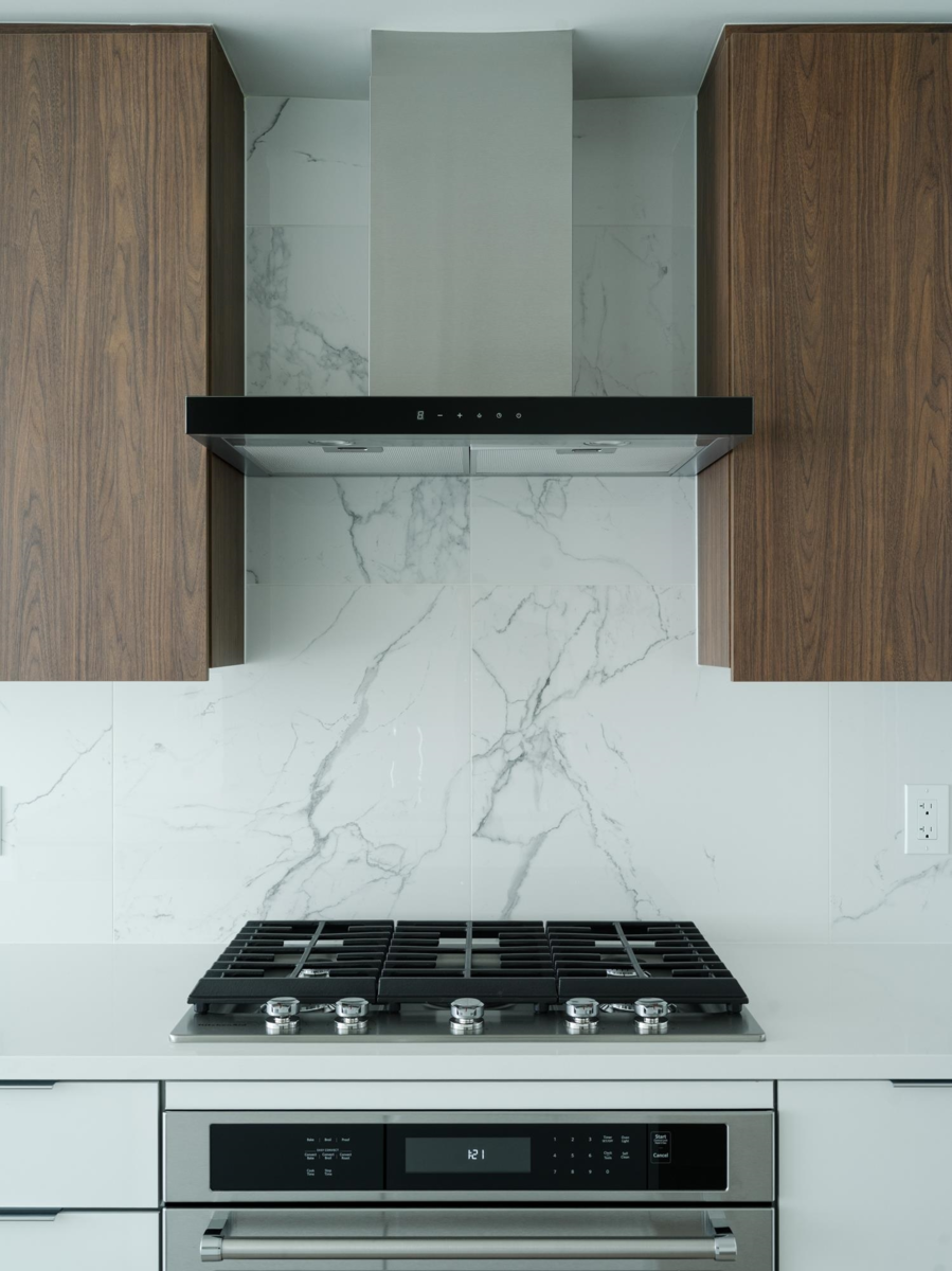 Walk-In Closet Photo of 2402 7683 Park Crescent, Burnaby, BC