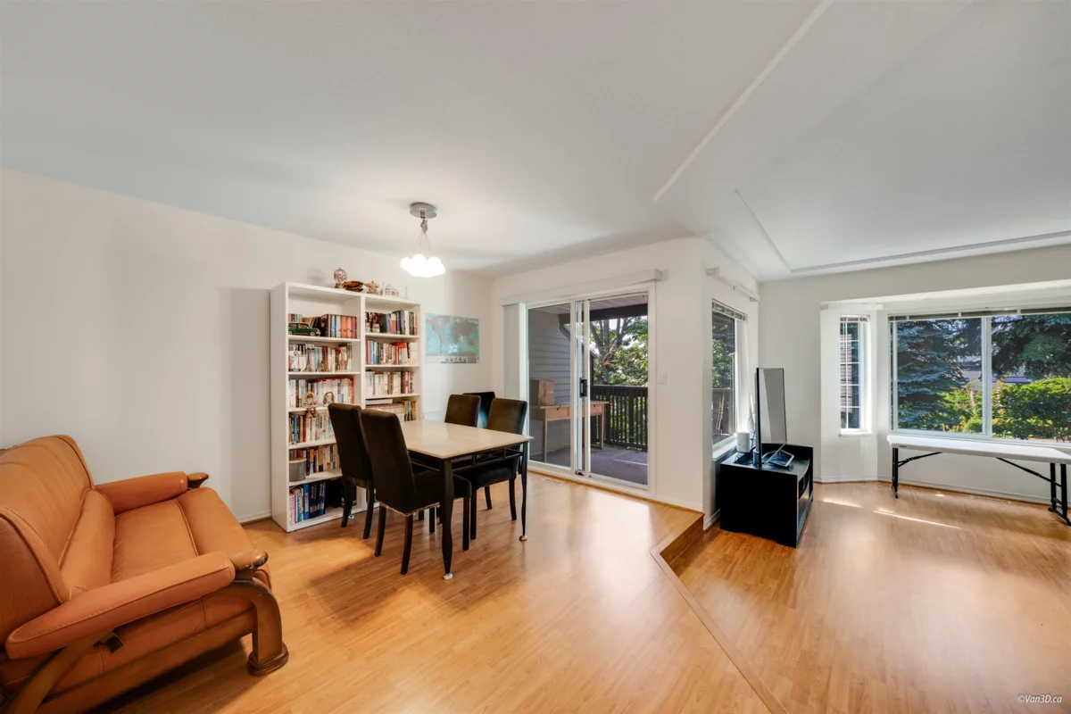 Laundry Room Photo of 136 1685 Pinetree Way, Coquitlam, BC