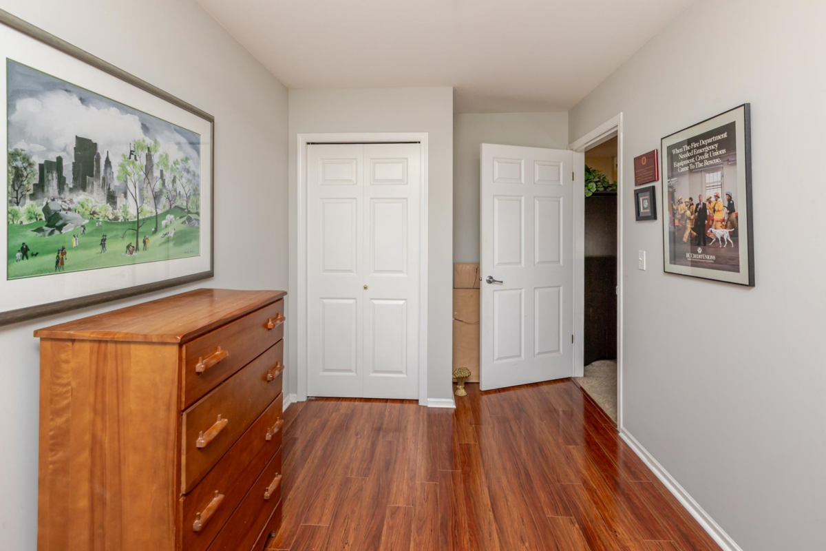 Hallway Photo of 48 16061 85 Avenue, Surrey, BC
