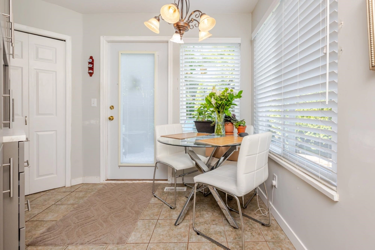 Primary Bathroom Photo of 48 16061 85 Avenue, Surrey, BC