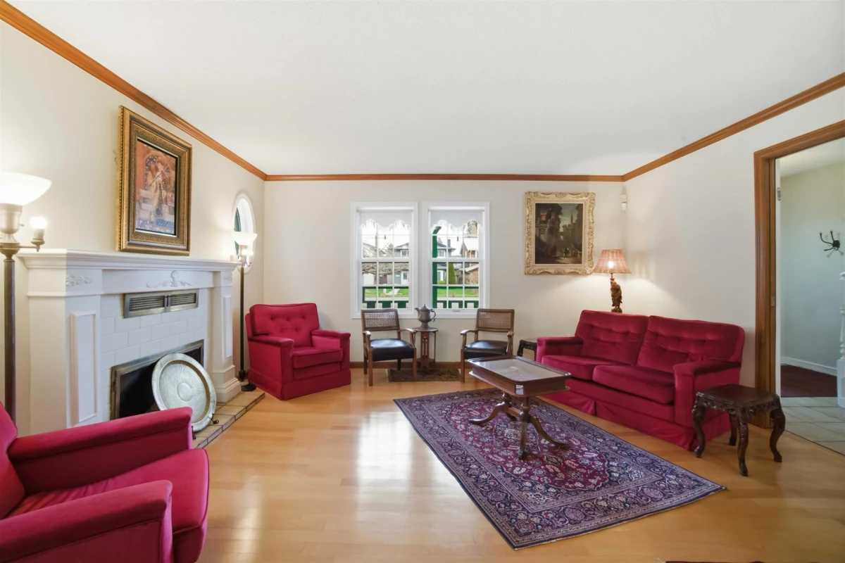 Family Room Photo of 3580 Broadway Street, Richmond, BC