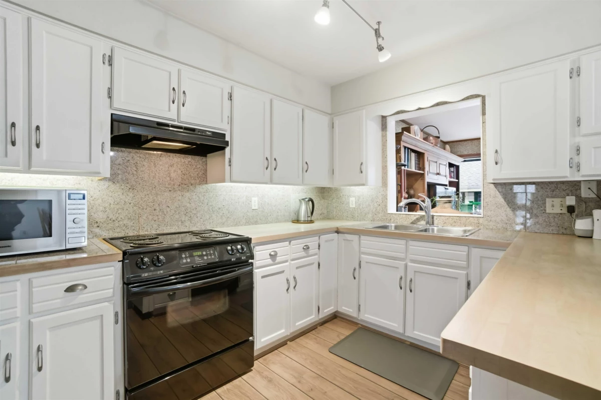 Pantry Photo of 3580 Broadway Street, Richmond, BC