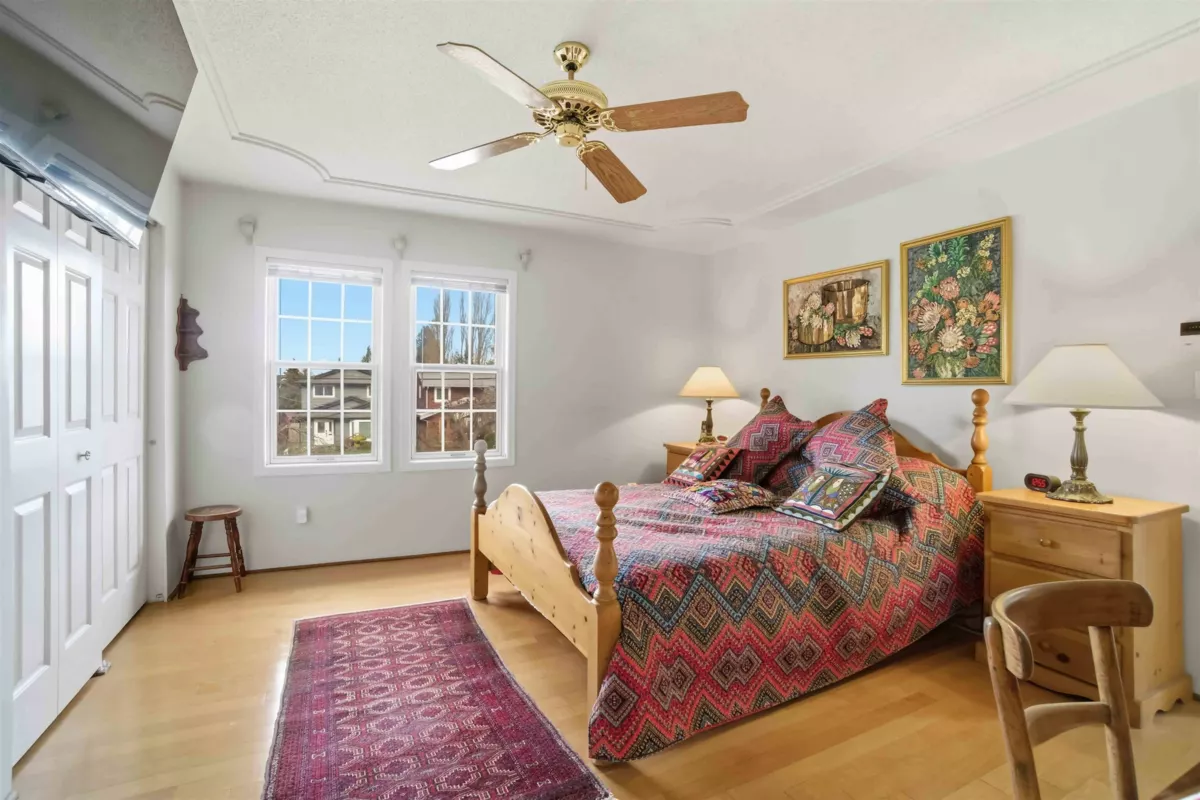 Powder Room Photo of 3580 Broadway Street, Richmond, BC